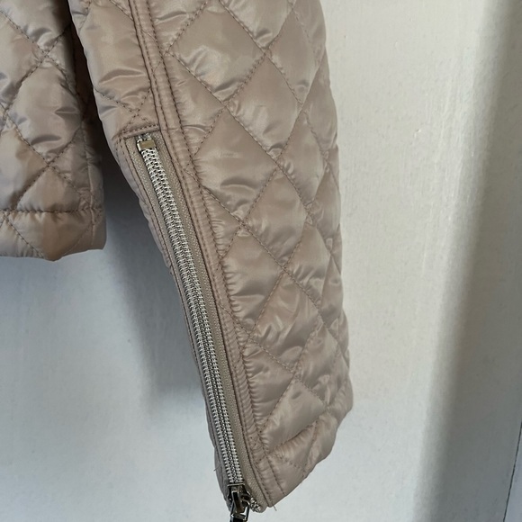 Kenneth Cole New York Women’s Cream Ruched Zippered Jacket Size Medium - Picture 5 of 13